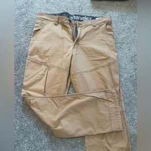 Wrangler, Men’s all terrain pants, size 34x32, khaki color